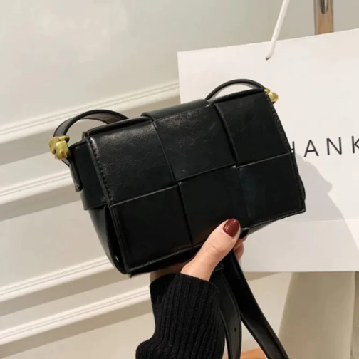 2c9f2a69 3bbd 4cb6 bb99