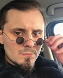 Vintage Punk Mini Round Frame Sunglasses, With Curved Bridge