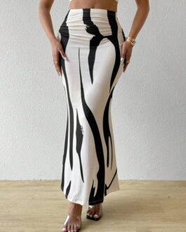 Printed Pleated Skirt