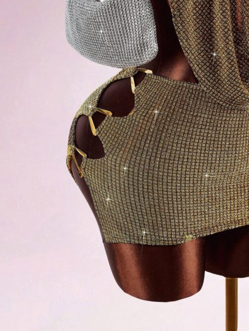 176182058767bf7dbe37d32ec706b2714df77c6294 thumbnail 900x