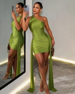 Satin Asymmetrical Shoulder Bandeau Bodycon Mini Dress